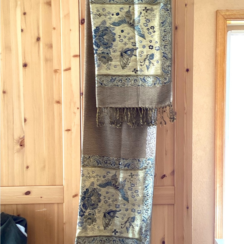 ⚜️ GOLD THREAD BUTTERFLY PASHMINA  Shawl or Couch Thro